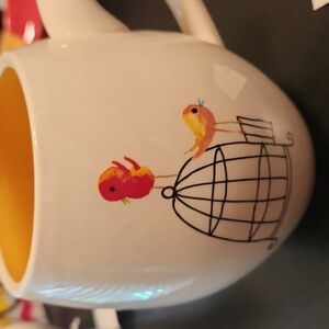 ❤️❤️Rae Dunn NWOT yellow interior Bird cage mug M stamp